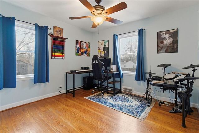 5218 N Spruce Avenue, Kansas City, MO 64119