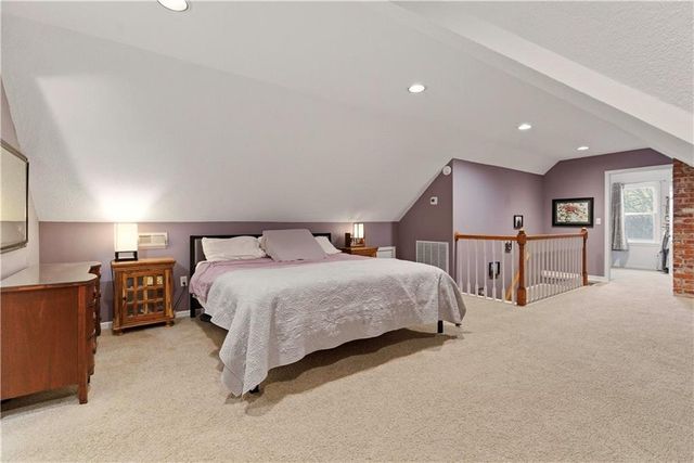 5218 N Spruce Avenue, Kansas City, MO 64119