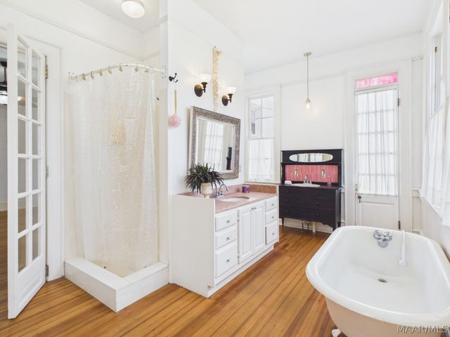 1227 S PERRY Street, Montgomery, AL 36104