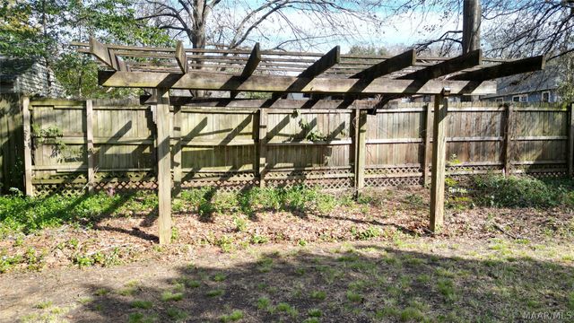 1227 S PERRY Street, Montgomery, AL 36104