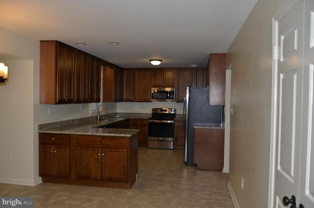 2301 HOLLY SPRING DR, Silver Spring, MD 20905