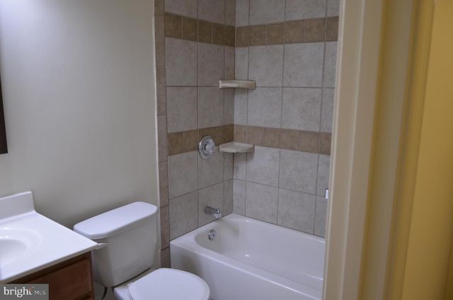 2301 HOLLY SPRING DR, Silver Spring, MD 20905