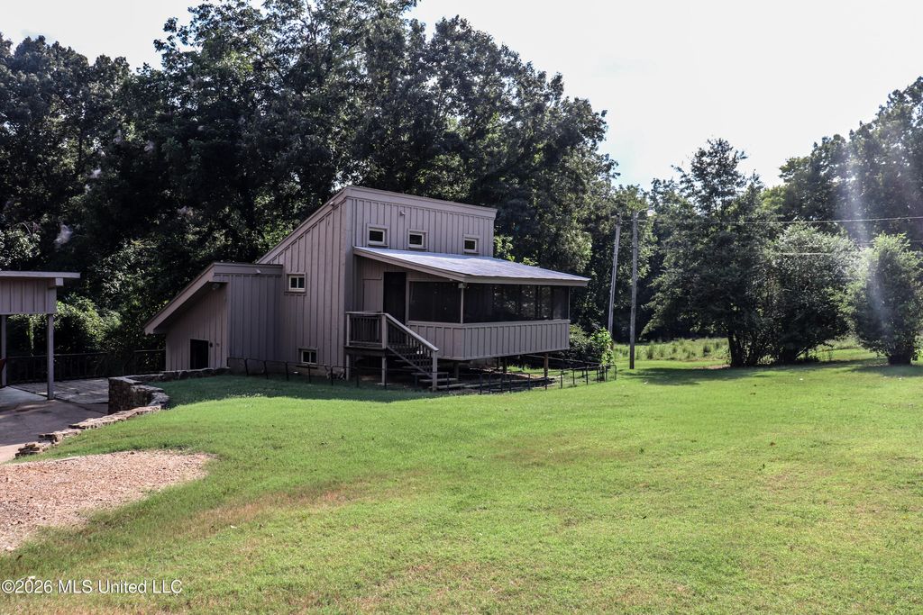 91 Holloway Road, Coldwater, MS 38618 — exterior