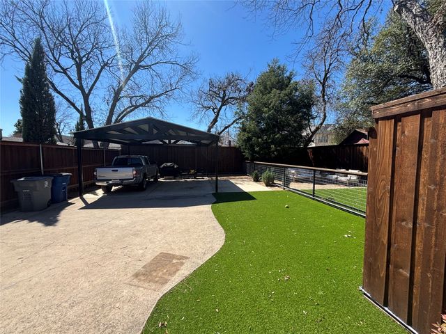 5117 Maple Springs Boulevard, Dallas, TX 75235