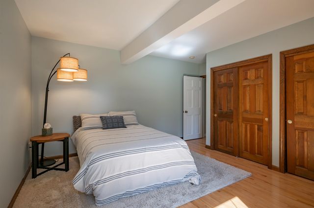 14 Wentworth Street, Nashua, NH 03060