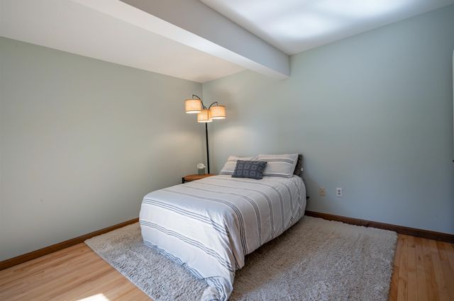 14 Wentworth Street, Nashua, NH 03060