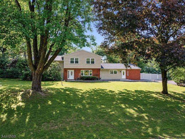 1652 County Rd 565, Vernon Twp., NJ 07461