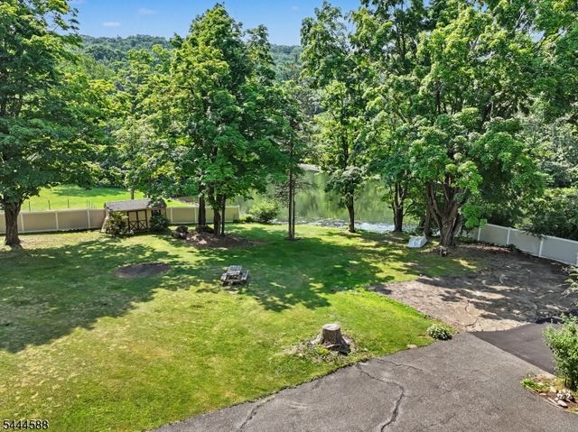1652 County Rd 565, Vernon Twp., NJ 07461
