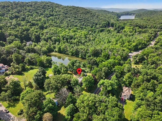 1652 County Rd 565, Vernon Twp., NJ 07461