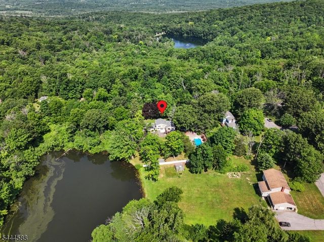 1652 County Rd 565, Vernon Twp., NJ 07461