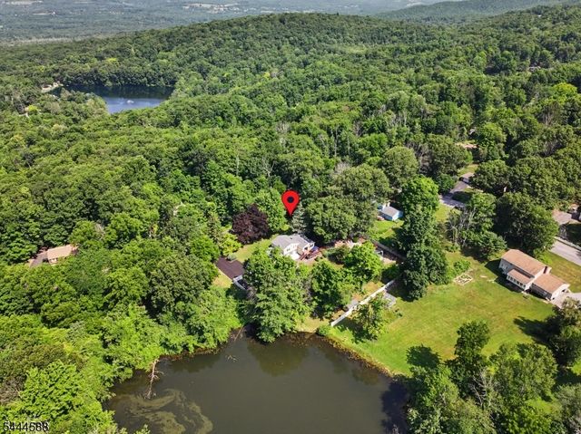 1652 County Rd 565, Vernon Twp., NJ 07461