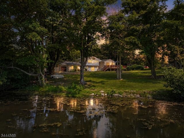 1652 County Rd 565, Vernon Twp., NJ 07461