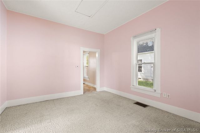 1929 Center Street, New Albany, IN 47150