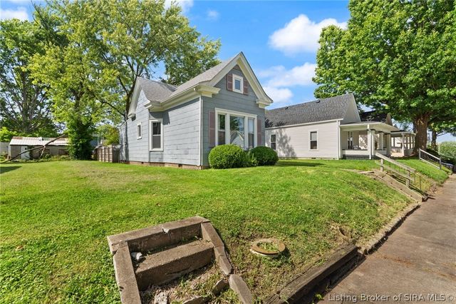1929 Center Street, New Albany, IN 47150