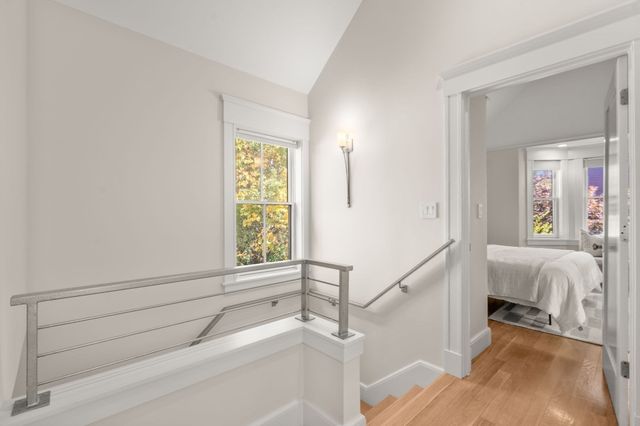 136 Banks St, Cambridge, MA 02138
