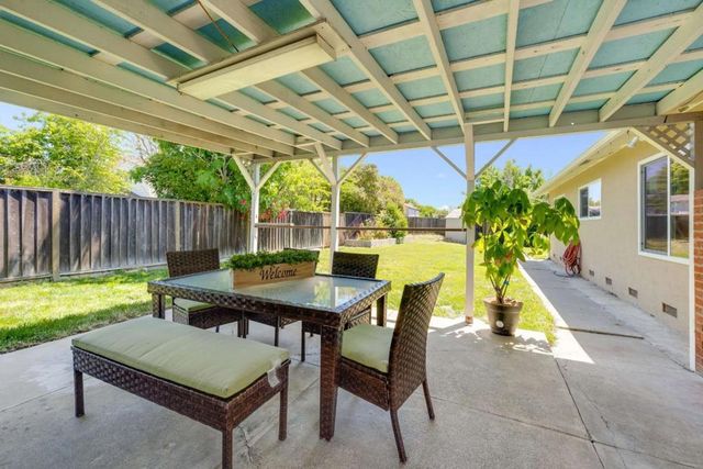 36284 Birkshire Place, Newark, CA 94560
