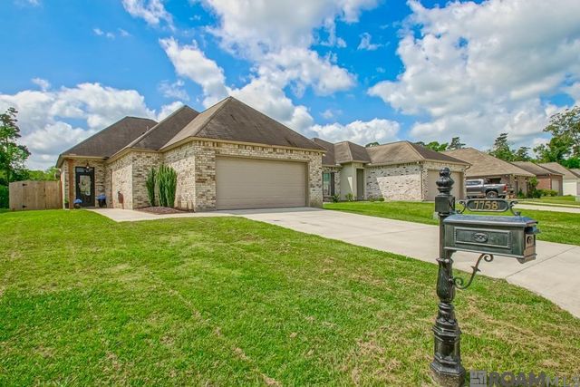 7758 Amite Springs Dr, Denham Springs, LA 70706