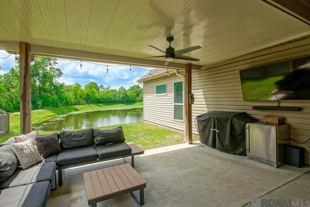 7758 Amite Springs Dr, Denham Springs, LA 70706