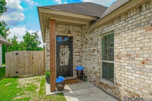 7758 Amite Springs Dr, Denham Springs, LA 70706