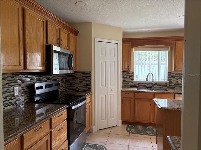 1072 ROYAL MARQUIS CIRCLE, Ocoee, FL 34761