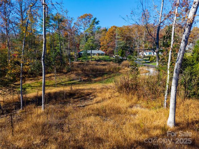 50 Forest Road, Asheville, NC 28803