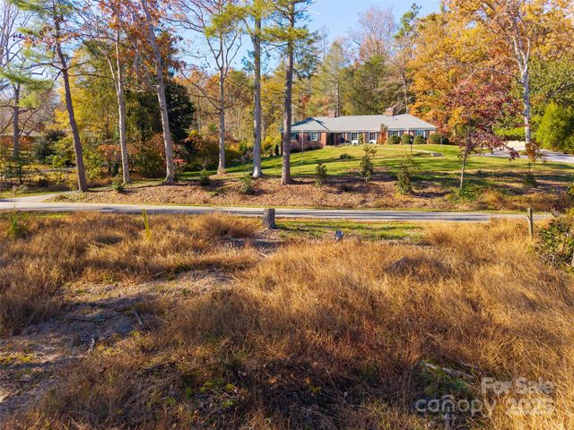 50 Forest Road, Asheville, NC 28803