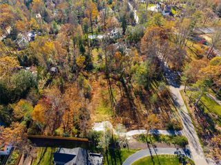 50 Forest Road, Asheville, NC 28803