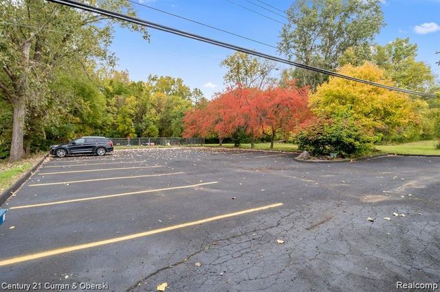 27500 JOY Road, Livonia, MI 48150