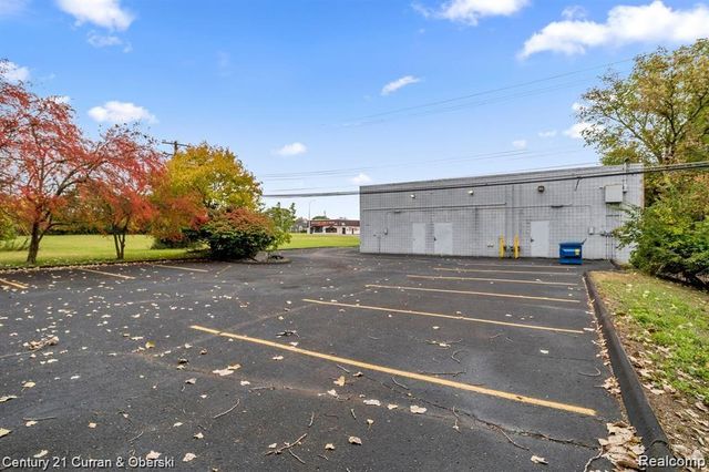 27500 JOY Road, Livonia, MI 48150