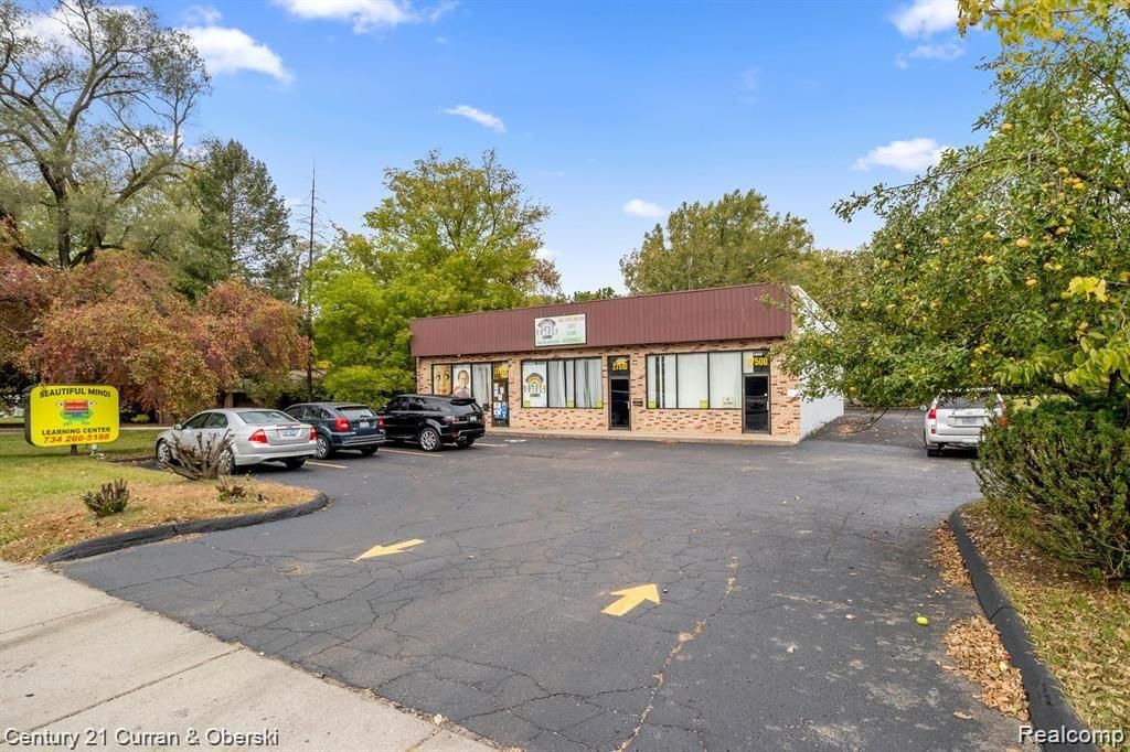 27500 JOY Road, Livonia, MI 48150