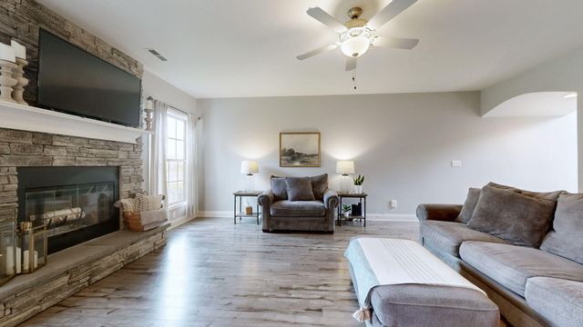 1335 Seminole Trail, Georgetown, KY 40324