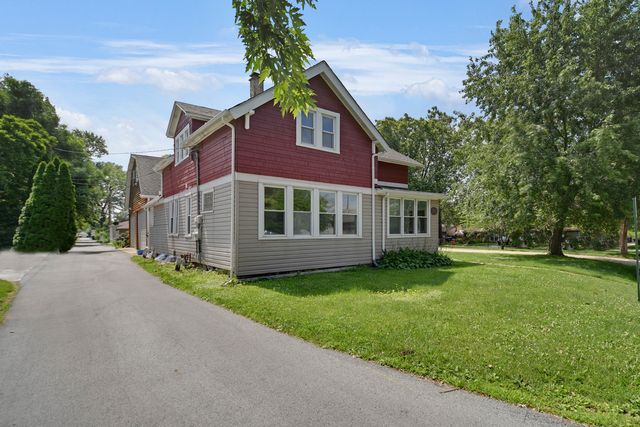 12851 Clinton Street, Blue Island, IL 60406