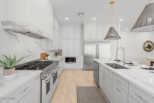 2251 N 32ND Street 27, Mesa, AZ 85213