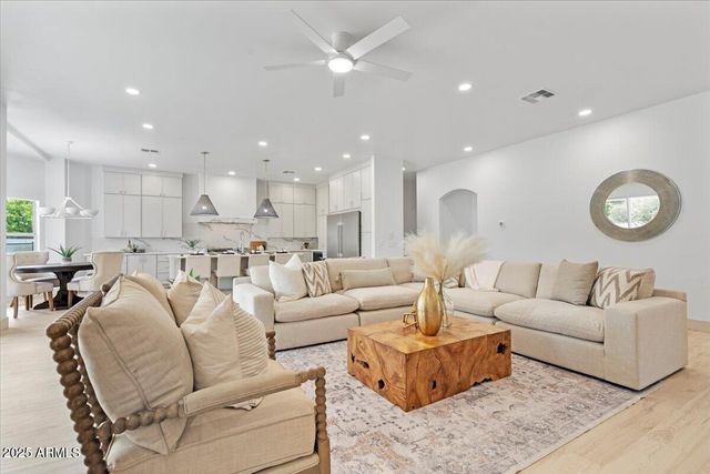 2251 N 32ND Street 27, Mesa, AZ 85213