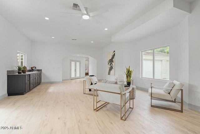 2251 N 32ND Street 27, Mesa, AZ 85213