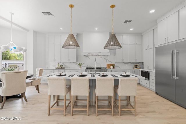 2251 N 32ND Street 27, Mesa, AZ 85213