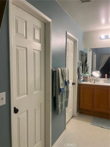 12962 Newport, Hesperia, CA 92344