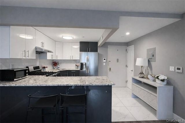 4515 82nd Street W7A, Elmhurst, NY 11373