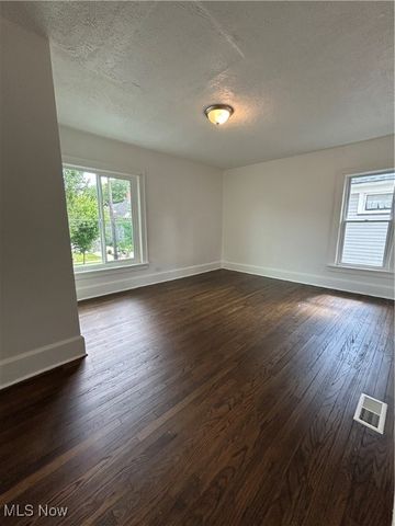 3609 Archwood Avenue, Cleveland, OH 44109