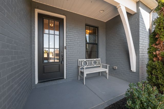 859 Plowson Rd, Mount Juliet, TN 37122