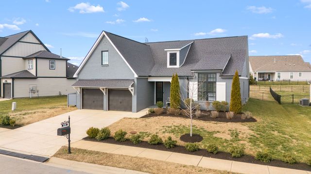 859 Plowson Rd, Mount Juliet, TN 37122