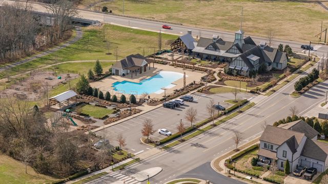 859 Plowson Rd, Mount Juliet, TN 37122