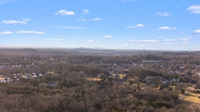 859 Plowson Rd, Mount Juliet, TN 37122