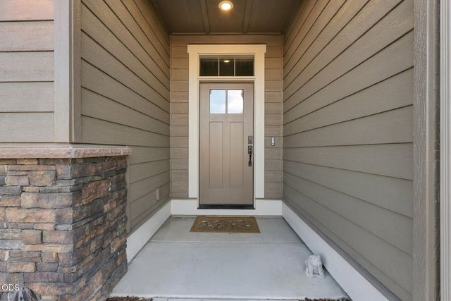 16691 Tannenhorst Drive, La Pine, OR 97739