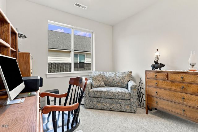 16691 Tannenhorst Drive, La Pine, OR 97739