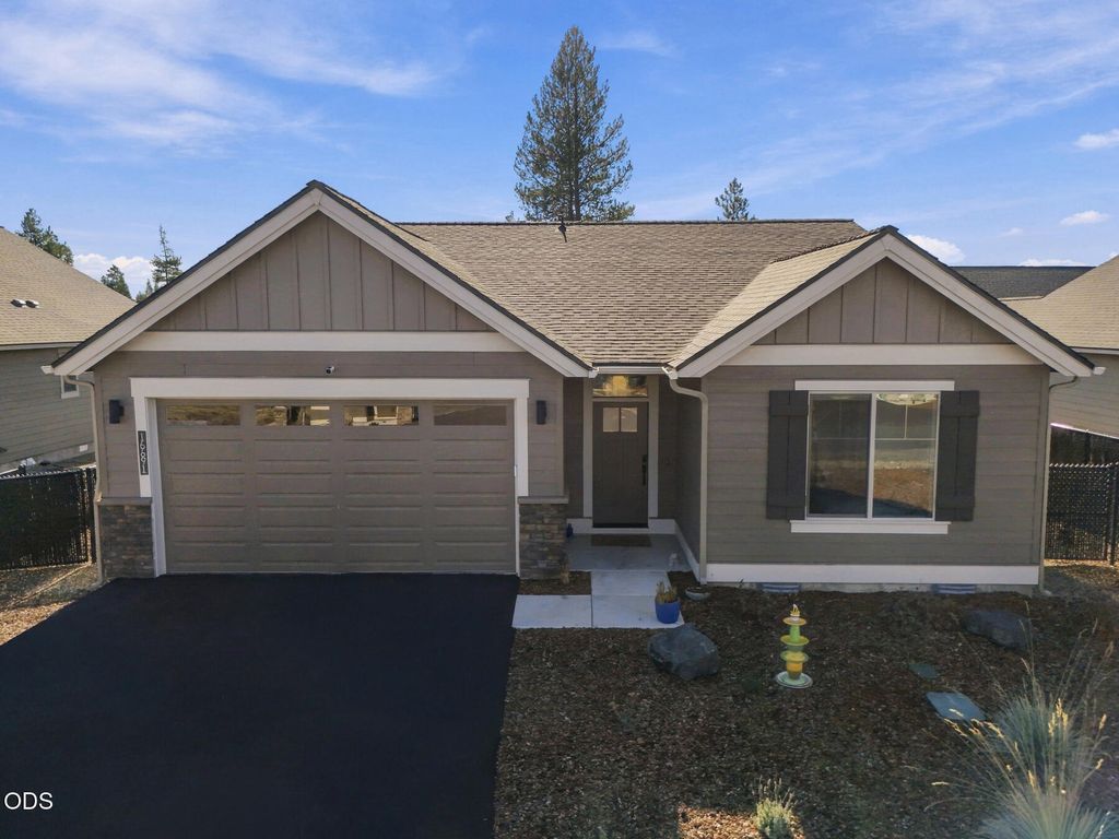 16691 Tannenhorst Drive, La Pine, OR 97739