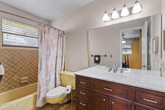 9138 SW 71ST Street, Hampton, FL 32044