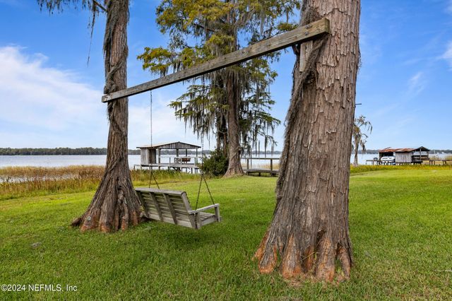 9138 SW 71ST Street, Hampton, FL 32044