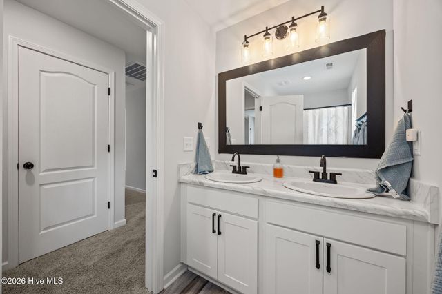 197 Desert Orchid Circle, Raeford, NC 28376