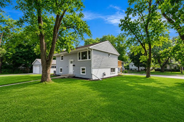 3525 John Street, Steger, IL 60475